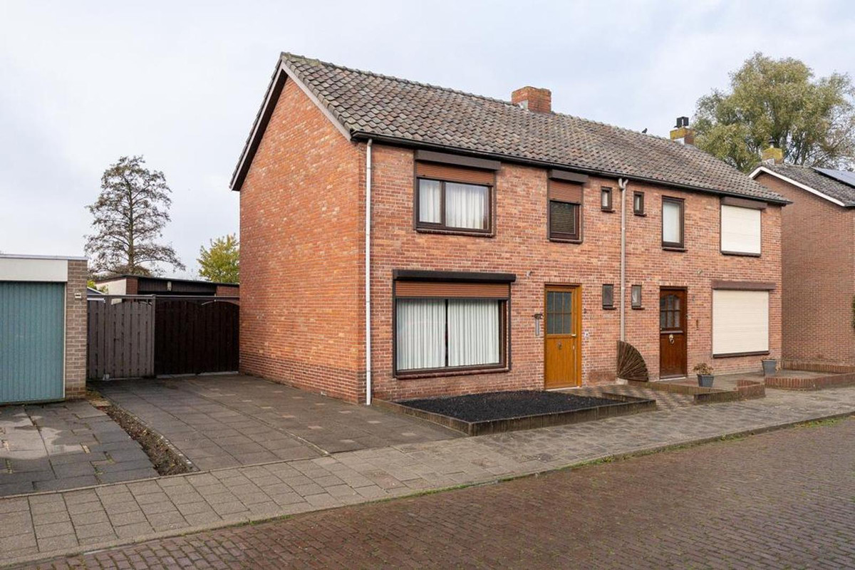 afbeelding groot woning Hollandiastraat 3 4551AE, Sas van Gent