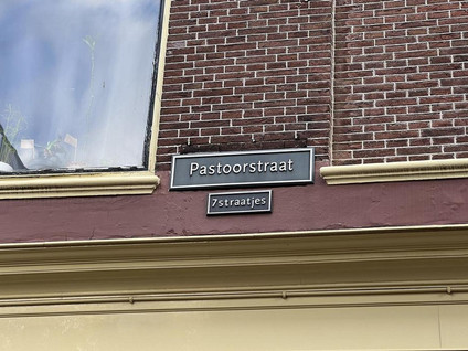 Pastoorstraat 9