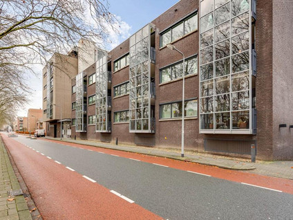 Parallelweg 103