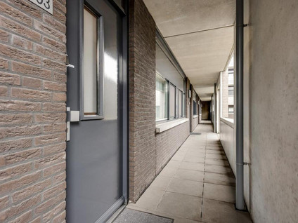 Parallelweg 103