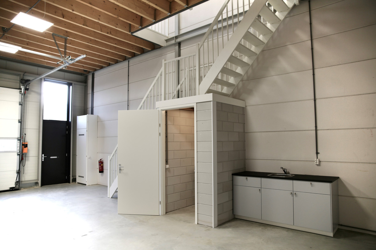 Bedrijfspand te huur Neon 27 4751XA Oud Gastel VBO