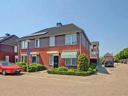 Korenschuur 42