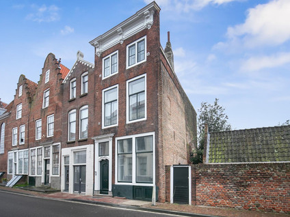 Hoogstraat 10