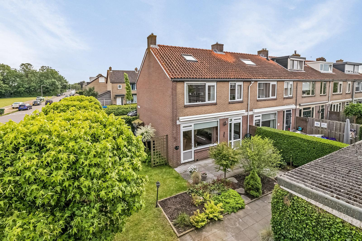 van Oldenbarneveltstraat 69