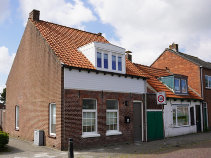 Voorstraat 12