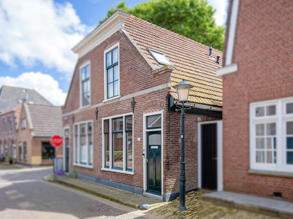 Warmoesstraat 24