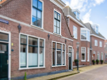 Warmoesstraat 24