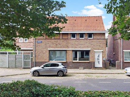 Burg. Lemmensstraat 229