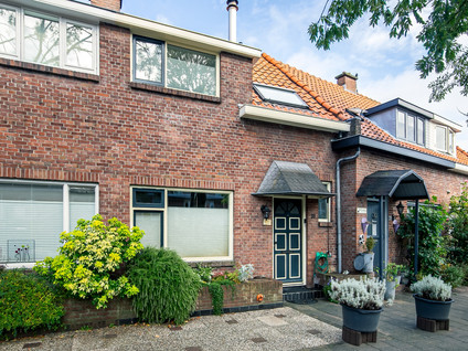 Carel Nakkenstraat 31