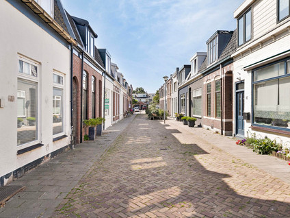 Emmastraat 19