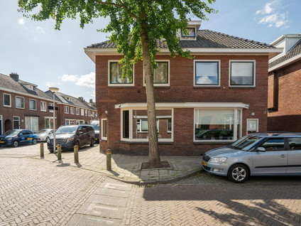 Van den Boschstraat 12