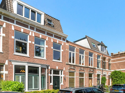 free-sector-houses for rent on Aelbertsbergstraat 53