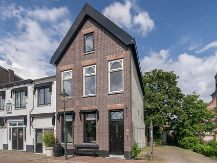 Oostkade 13