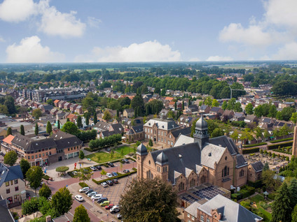 Burg. Van Houdtplein 10