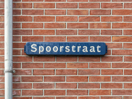 Spoorstraat 81