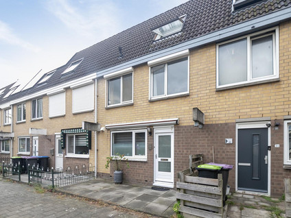 Carmenstraat 32