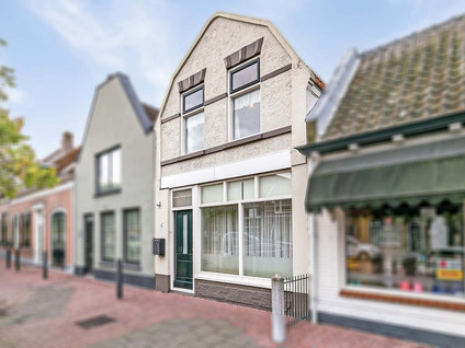 Voorstraat 42