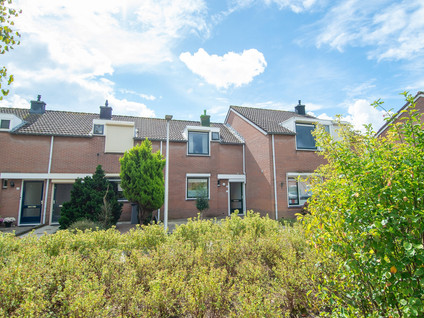 Tuinlaan 23