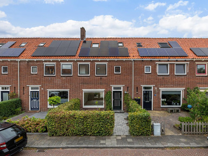 Johan van Oldenbarneveltstraat 8