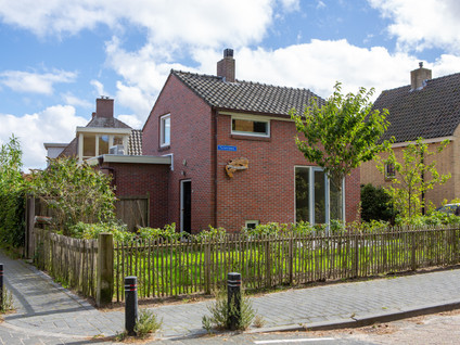 Zeedistelstraat 9