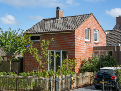 Zeedistelstraat 9