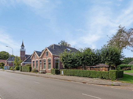 Dorpsstraat 9