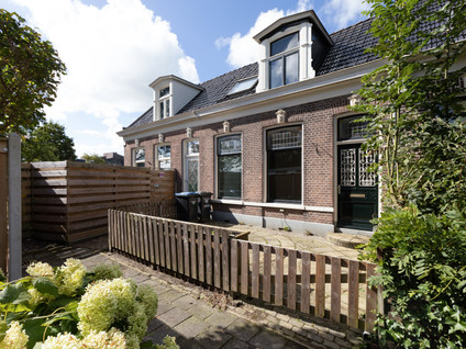 Knetemannstraat 9