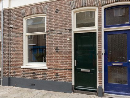 Bloemstraat 77