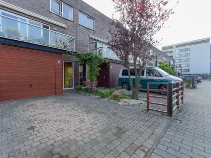 Hooghalenstraat 16