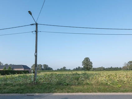 Hezerstraat Zonder Nummer Molenbeersel. 