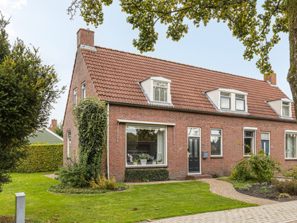 Esdoornlaan 1