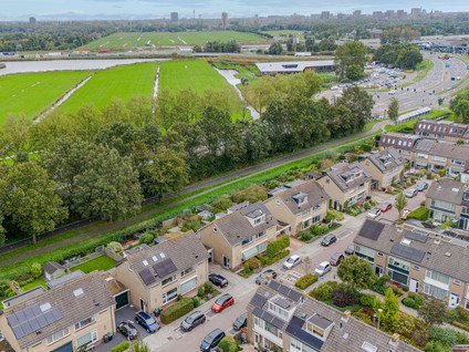 Burgemeester van Outerenstraat 13