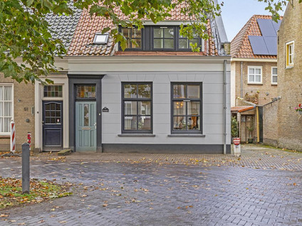 Raadhuisstraat 49