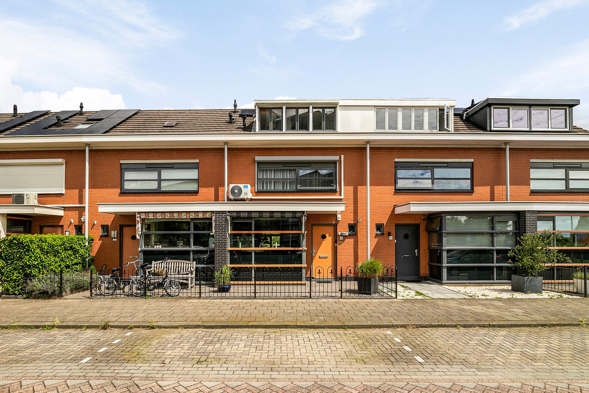 Donizettistraat 135