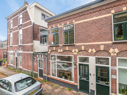 Oosterdwarsstraat 23