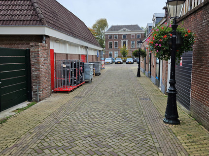 Doelenstraat 1