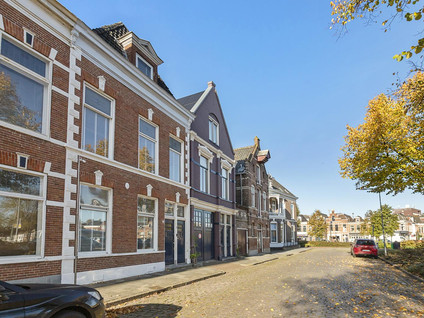 Damsterkade 3a