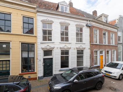 Buiten Nieuwstraat 24