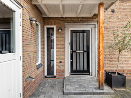 Van Hogendorpstraat 8