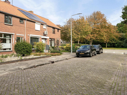 Prins Bernhardstraat 6