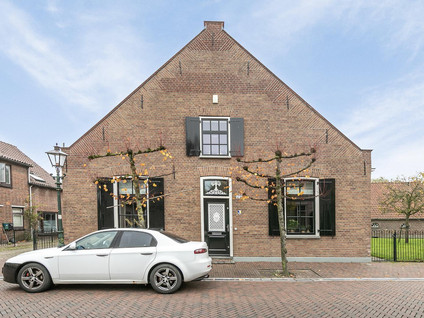 Dorpsstraat 75