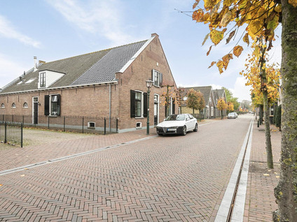 Dorpsstraat 75