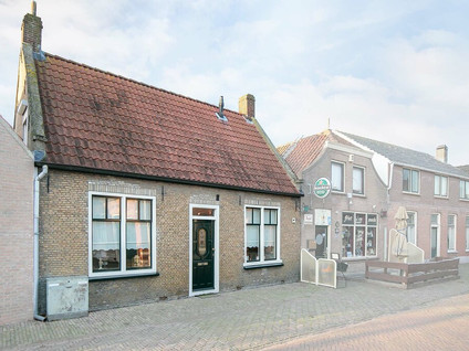 Dorpsstraat 12