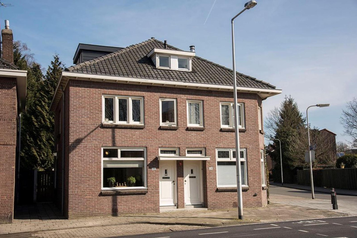 Deurningerstraat 300