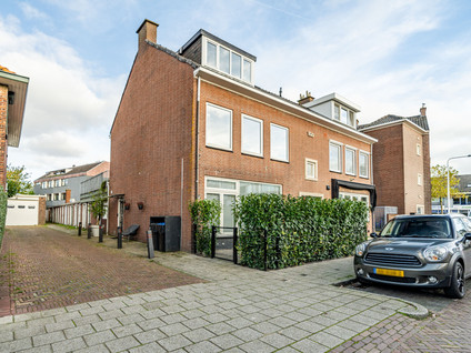 Pauwenstraat 8