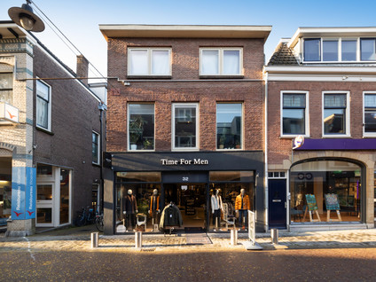 Voorstraat 32