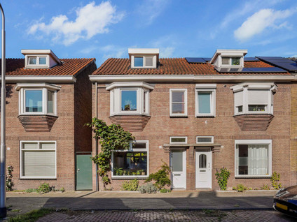 Vredeman De Vriesstraat 43