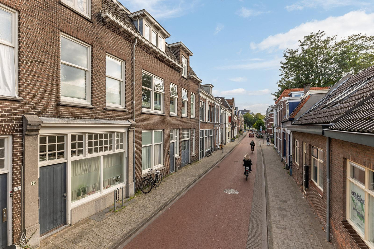 Van Karnebeekstraat 77B