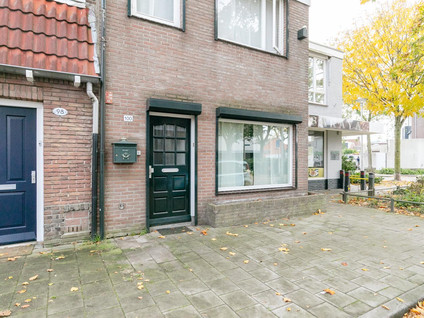 Pastoor Smitsstraat 100