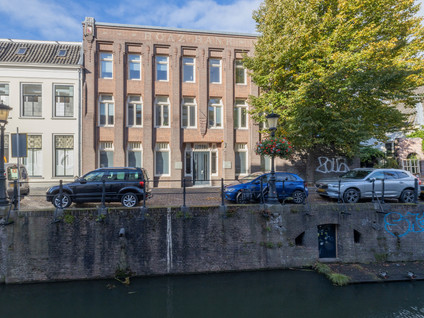 Plompetorengracht 14